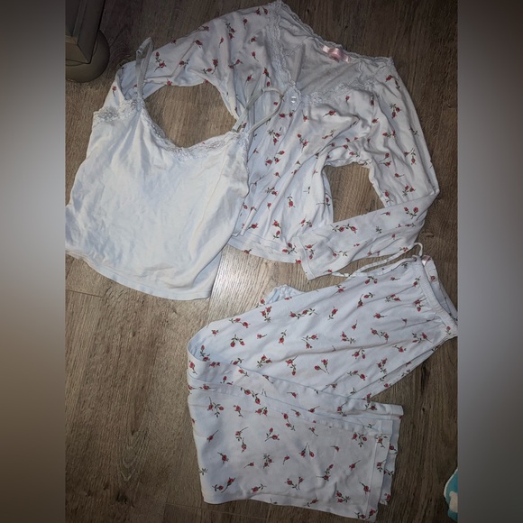 90's Vintage Victoria's Secret Floral 3pc Pajama Set - Main Image